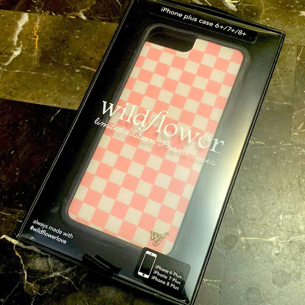 NIB Wildflower iPhone case 6/7/8 plus